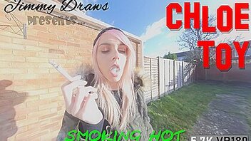 Chloe Toy Smoking